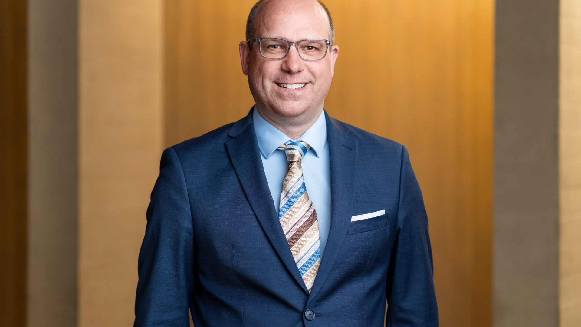 LIEWO-Frage der Woche: "Sollte der Anspruch auf Personen mit Schutzstatus S ausgeweitet werden?»